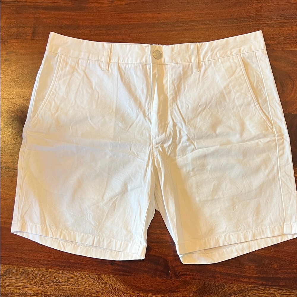 Bonobos White Shorts with Blue Floral Lining